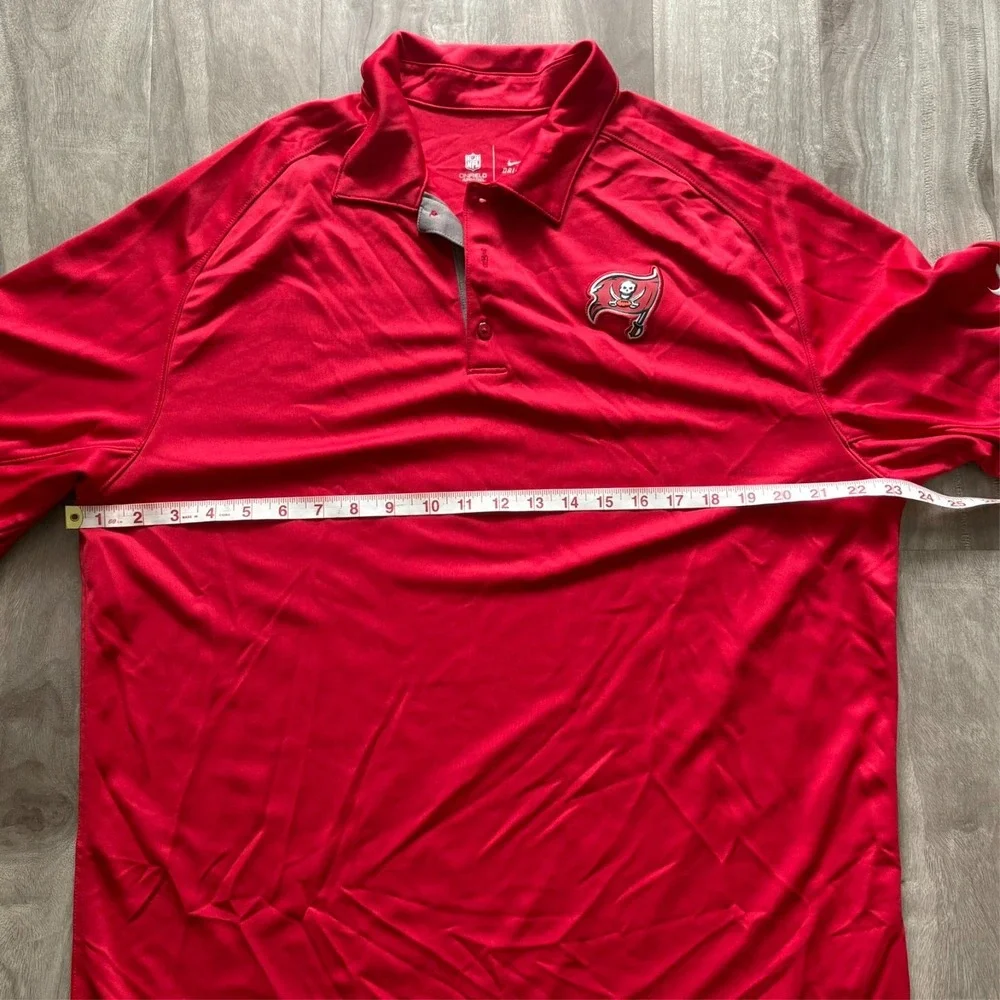 Nike Tampa‎ Bay Buccaneers NFL On-Field Polo Shirt Men's Large Red Dri-Fit Golf